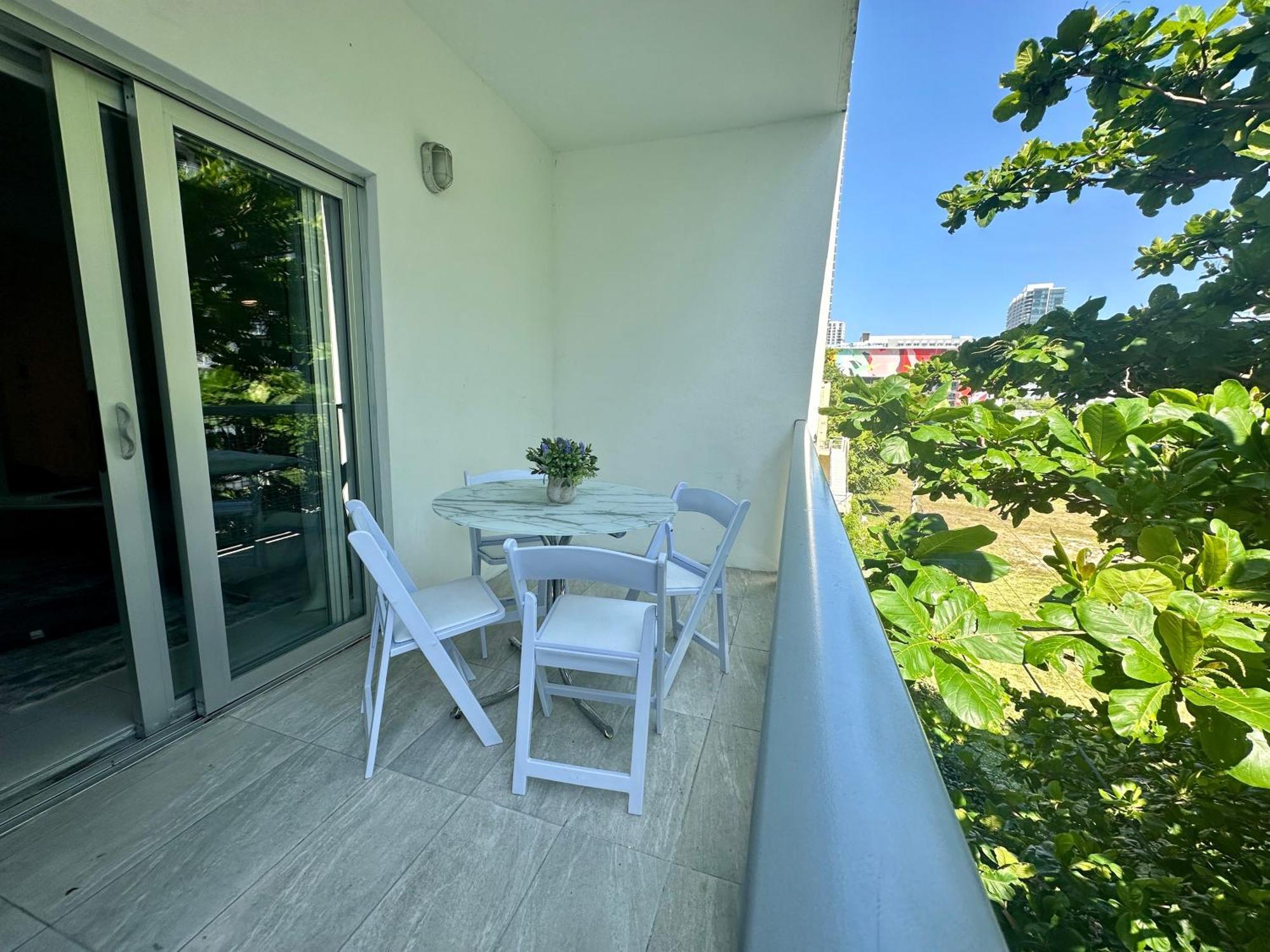 Modern Apartment In Edgewater Miami Luaran gambar