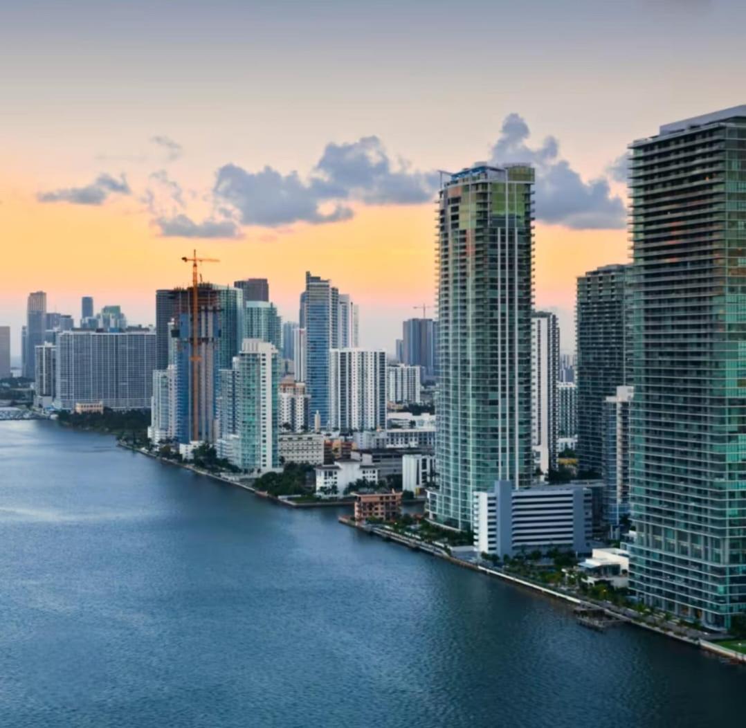 Modern Apartment In Edgewater Miami Luaran gambar